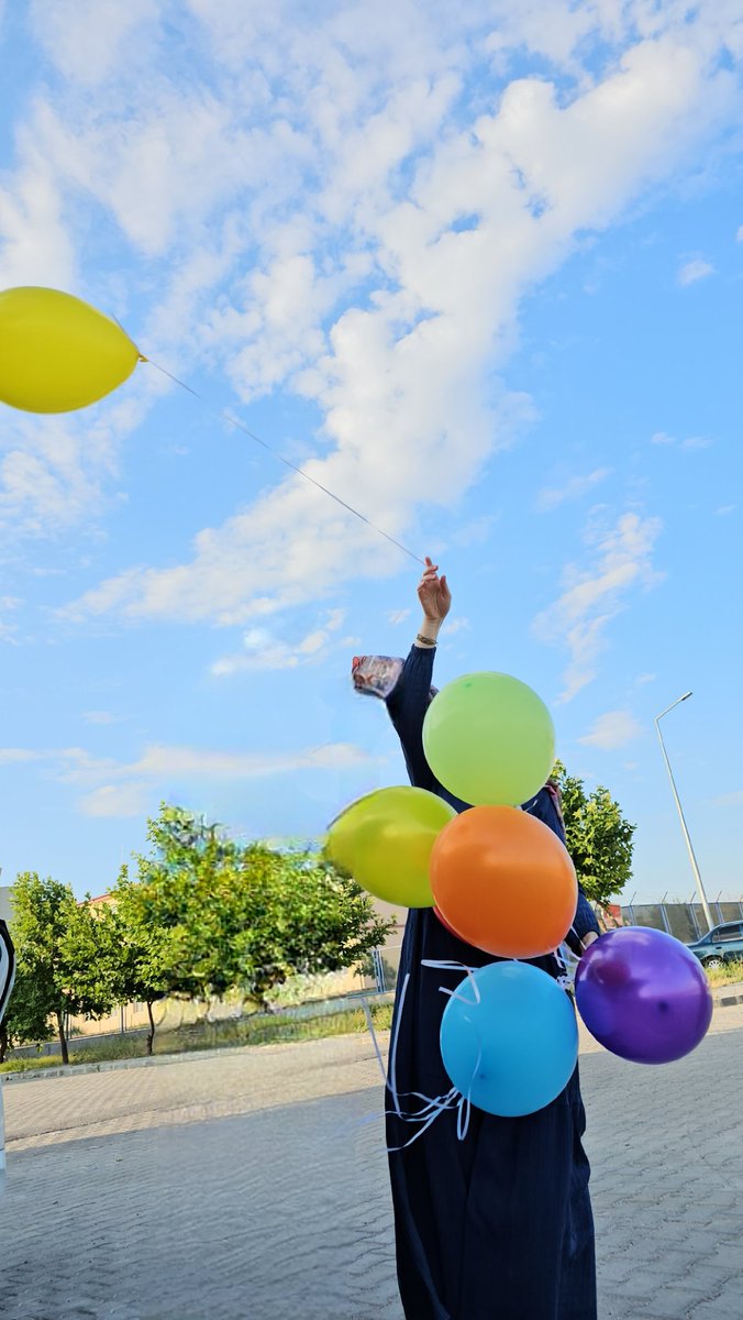 Eyy özgürlük! Rabbim tüm masumlari en kısa surede kavuştursun İnşallah