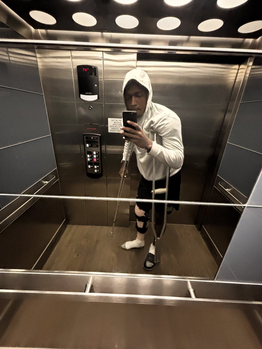 Cortney Davis tweet media