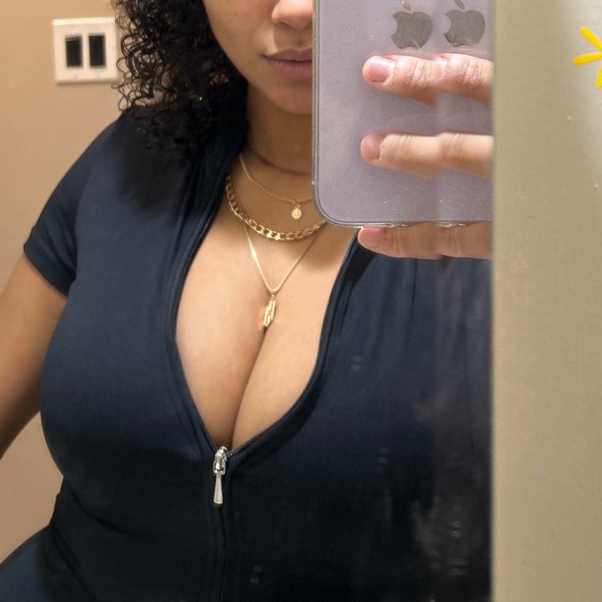 Alina Ali ♡’s pics and videos