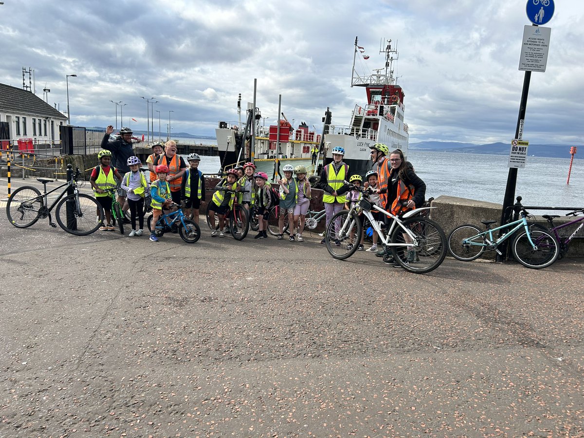 drum_cycle's tweet image. A brilliant special day with our summer kids club, we went down to Largs for the ferry over to Cumbrae. We cycled round the island, and had lots of fun and laughs 🥰 thanks to @Glasgow_Sport #summeroffun
