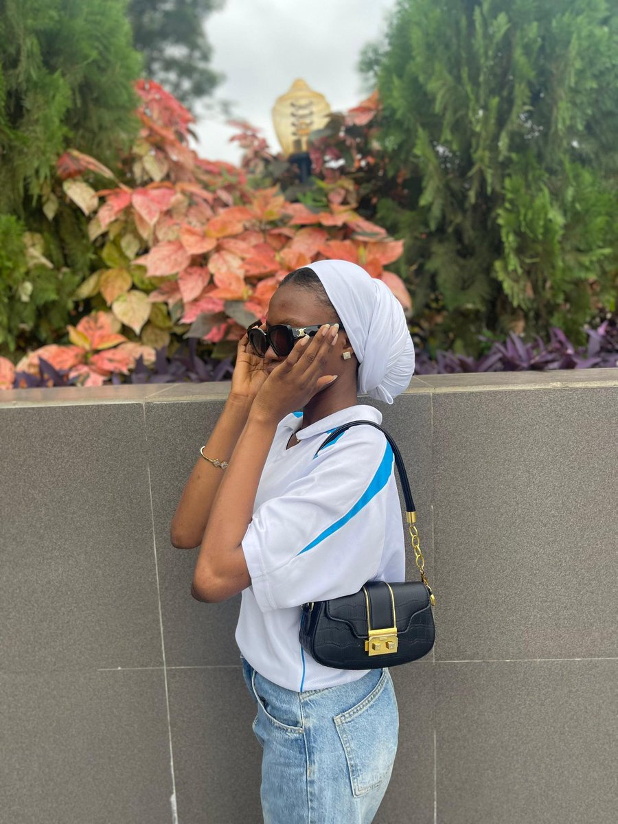 Ajike__ee's tweet image. #jerseyday
Idk... which club this is sha😂❤️