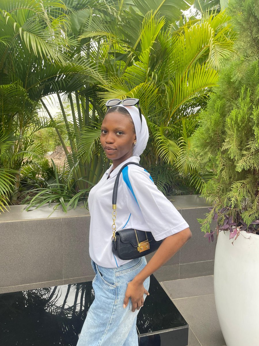 Ajike__ee's tweet image. #jerseyday
Idk... which club this is sha😂❤️