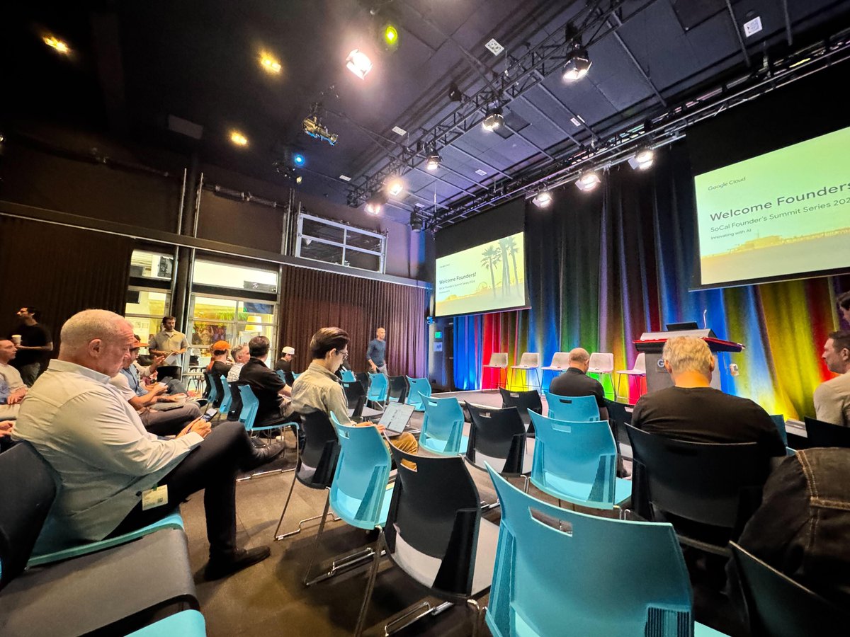 zencoderai's tweet image. 🎤 Yesterday, our COO, GTM Archie Sharma took the stage at Google Venice for an engaging founders roundtable on “Building the Next Generation of AI Products.” We’re excited to share some moments from the presentation! 📸👇
#Zencoderai #AIProducts #FoundersRoundtable #aiagents
