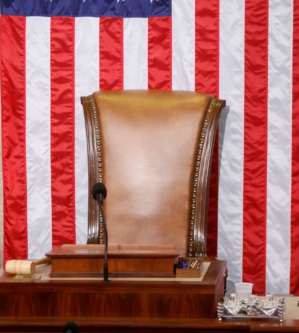 Kamala Harris:

When Ukraine 🇺🇦        When Israel 🇮🇱
leader speaks:              leader speaks: