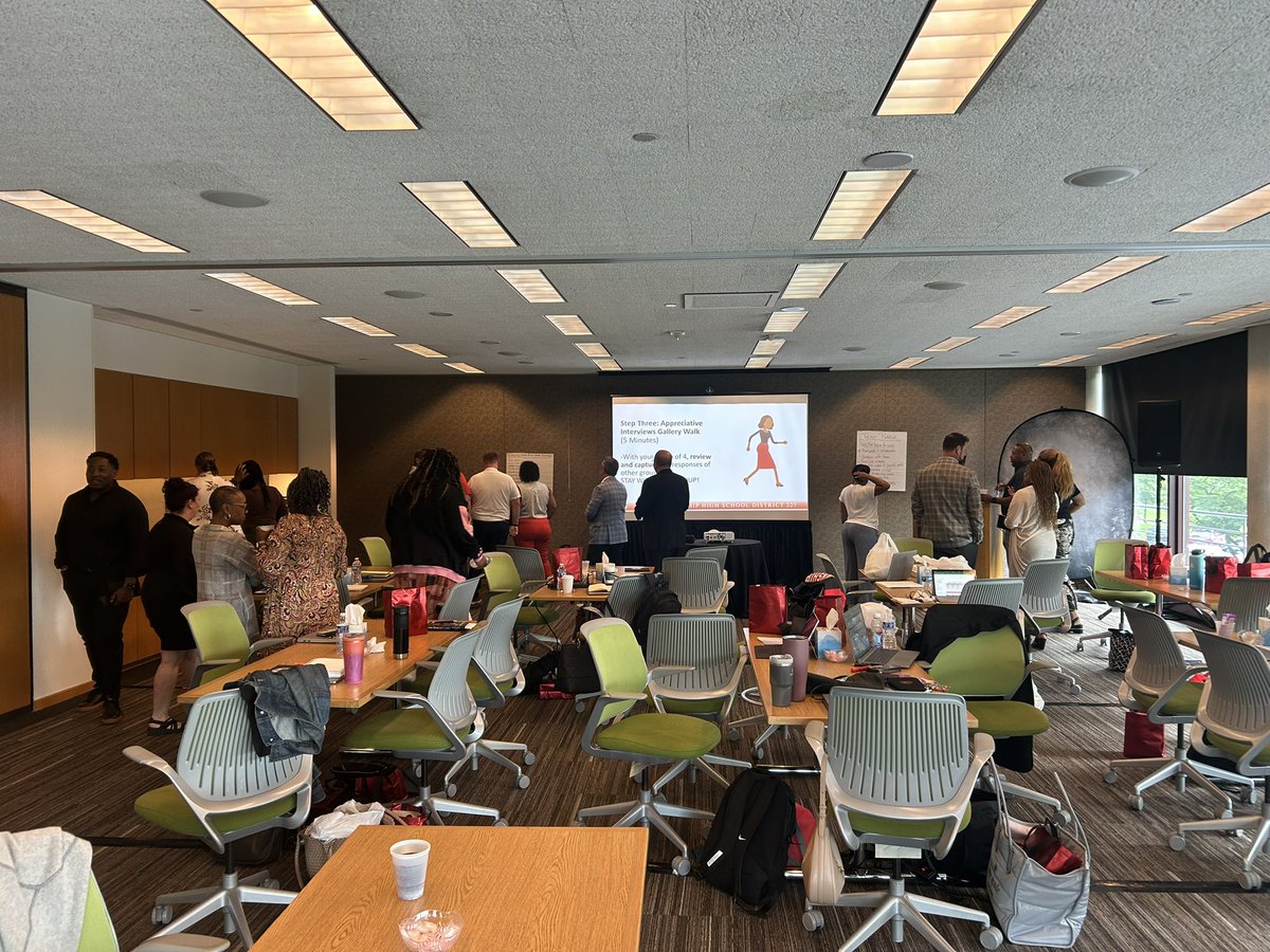 Rich Township 227: Day 2

Small groups learning about each other and then doing a groups think tank around the room led by Ed Services…
#richinstudentsuccess