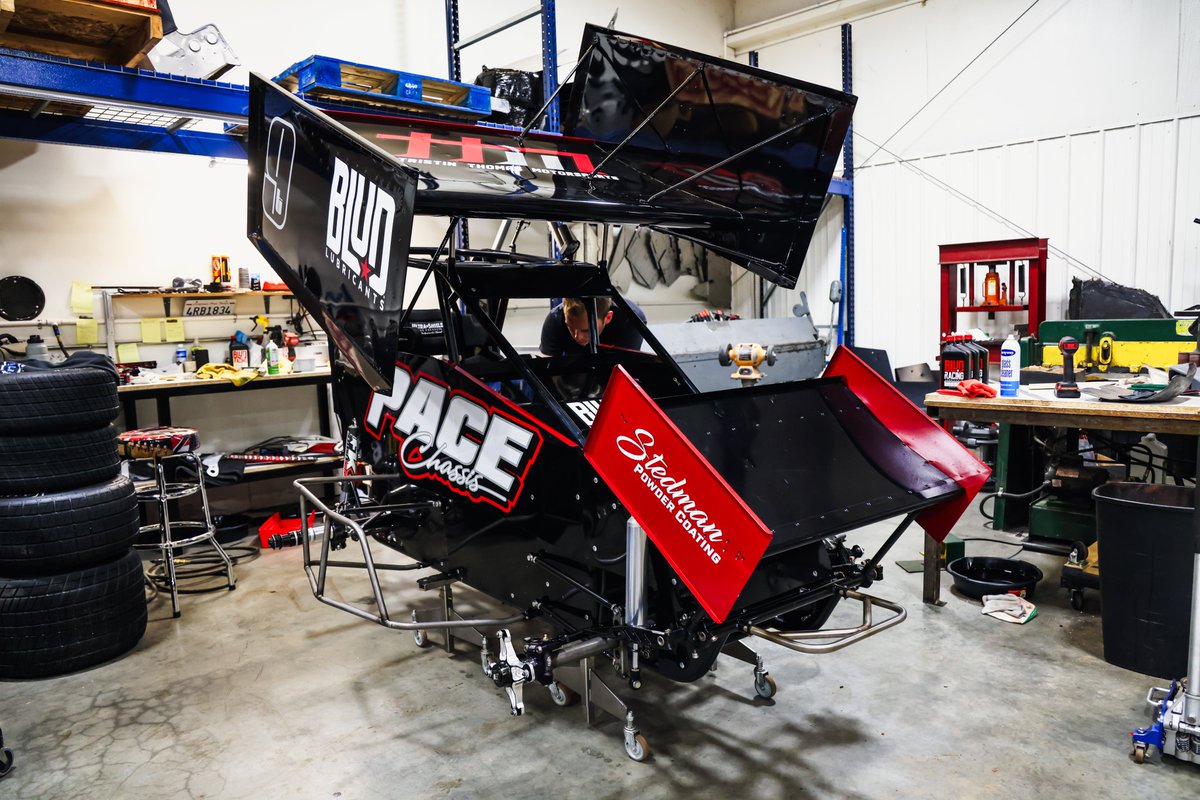 The boys are working hard in the shop today. Getting ready for <a href="/MillbridgeRacin/">Millbridge Speedway</a> tonight. #PaceChassis