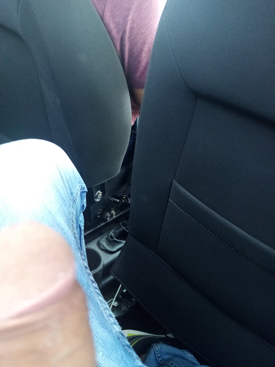 morboson1981's tweet photo. Se habrá dado cuenta el Uber ? https://t.co/4mrI0bjax7