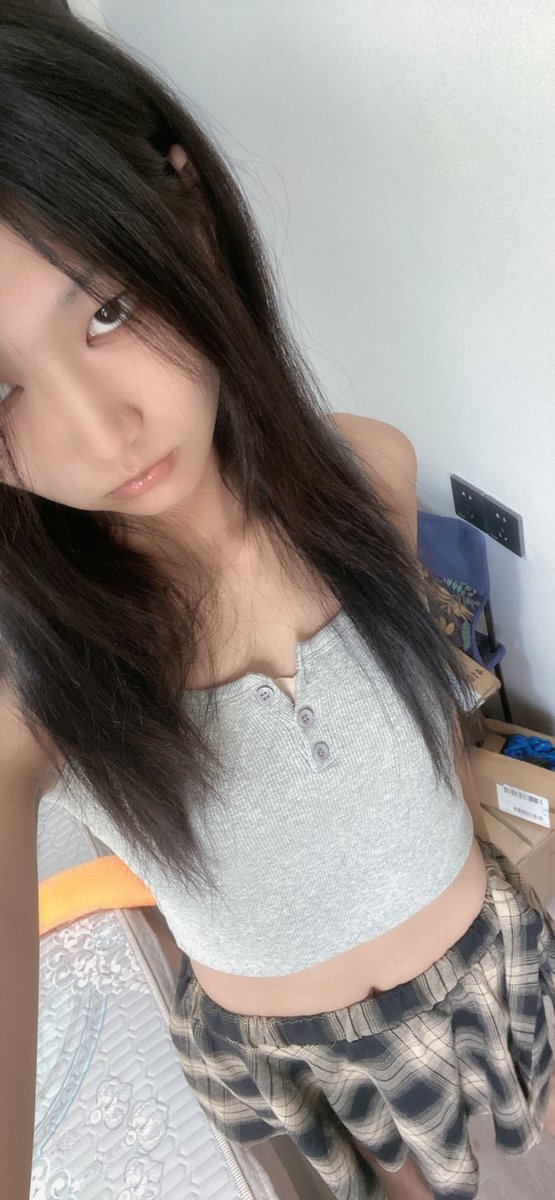 IDmiaoo's tweet photo. 比读评论视频里更详细的身材数据！
170cm 108斤 标准肩宽35-36那样 三围83 65 88 脚长24cm 38码 喜欢买39 手腕围15
其他不知道了，没量过 https://t.co/0pyO5hCnUn