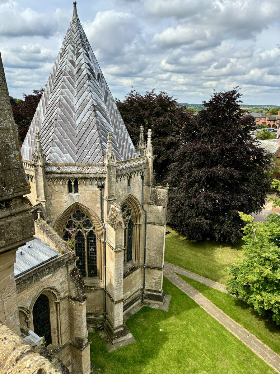 Hannah Rose Woods tweet media