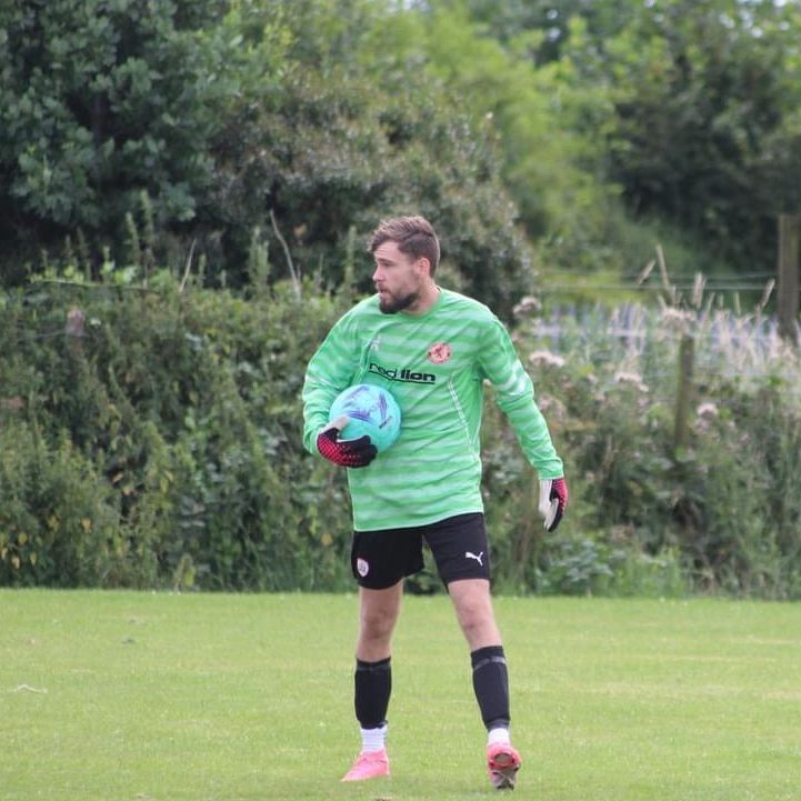 BarnsCentralFC's tweet photo. Our number 1 🧤 

📸 by Karen Young https://t.co/wq6tdivV3m