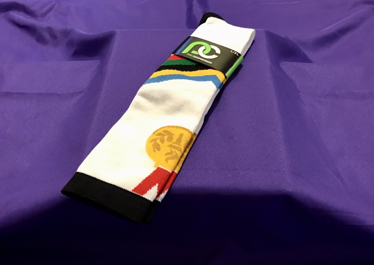wortholomew's tweet image. Award-winning #GoodMailDay really. Thanks, @PROCompression.

Check procompression.com for sock drops—AND—take advantage of the PRO Day sale (ends today (7/24)) for up to 55% off and free socks.

#KeepItTight #PROAlumni #Socks #SockGame #OlympicStripes #RunChat #WeRunSocial