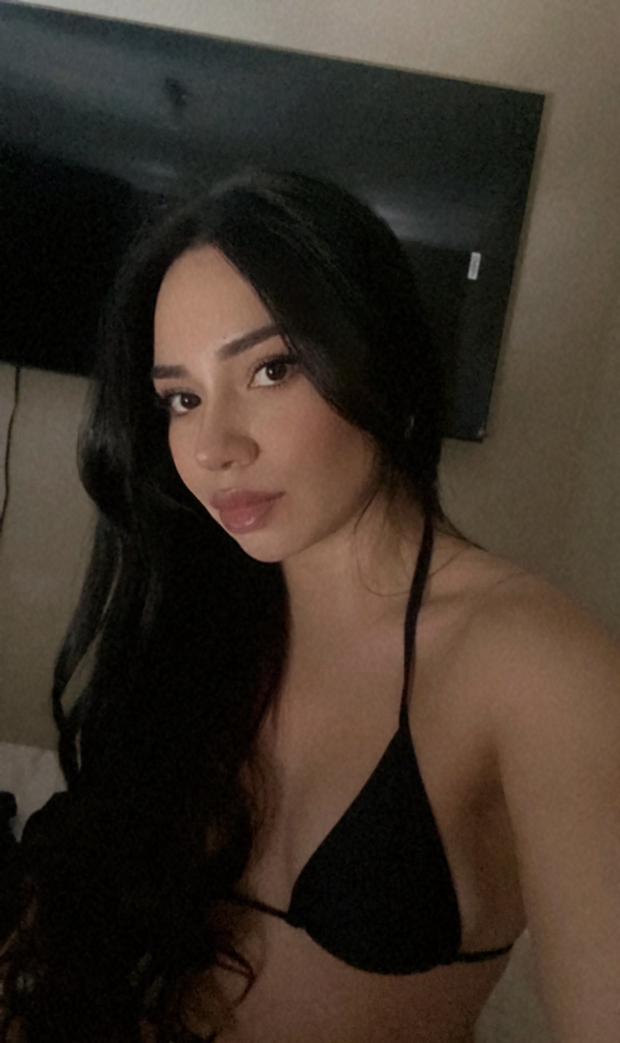 Adriana Olivares on X: 😘 t.co3Nrf7vvKAi t.coUak4iNnx77   X