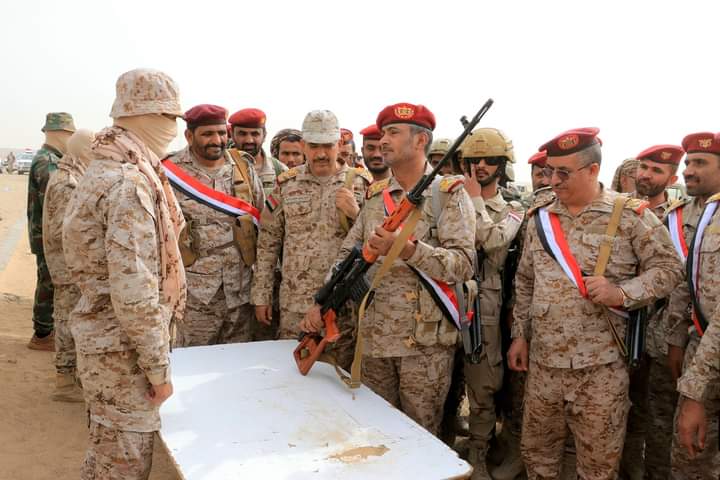 naserbqlan's tweet photo. رئيس هيئة الأركان الفريق الركن صغير بن عزيز يشهد تدشين المرحلة الثانية من العام التدريبي والقتالي 2024 بالمنطقة العسكرية السادسة https://t.co/i1sagpgjyv