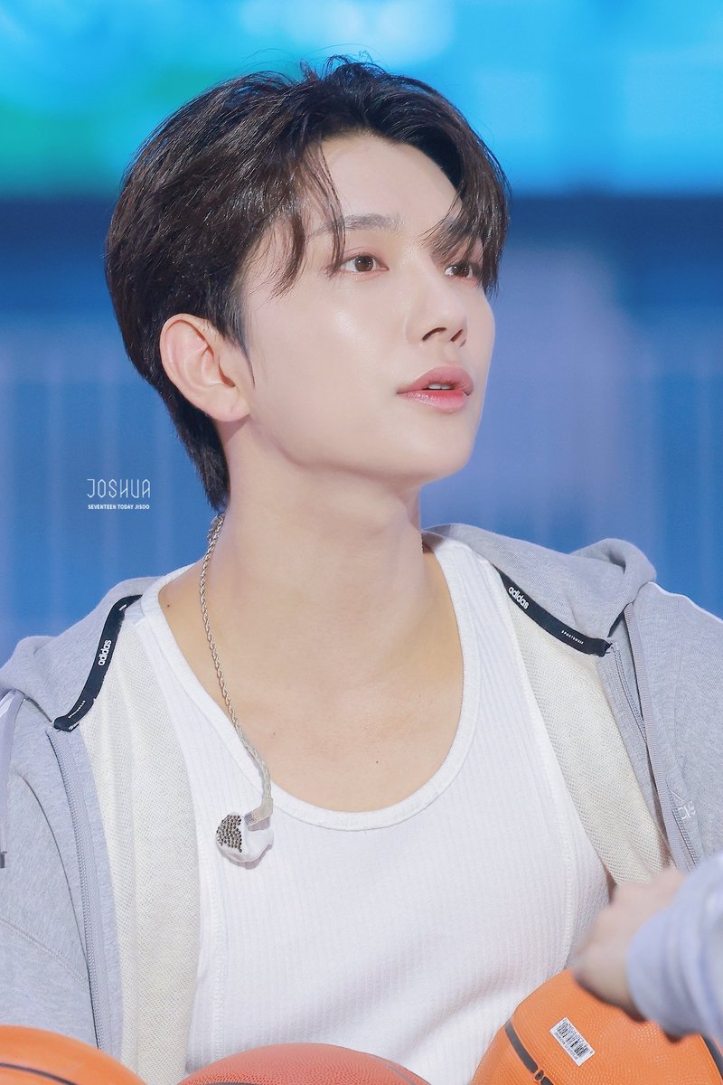 240724 캐럿랜드 둘째날

🩶🤍🩶🤍🩶🤍

#세븐틴 #SEVENTEEN #조슈아  #홍지수 #洪知秀  #Joshua #ジョシュア  #Seventeens_year