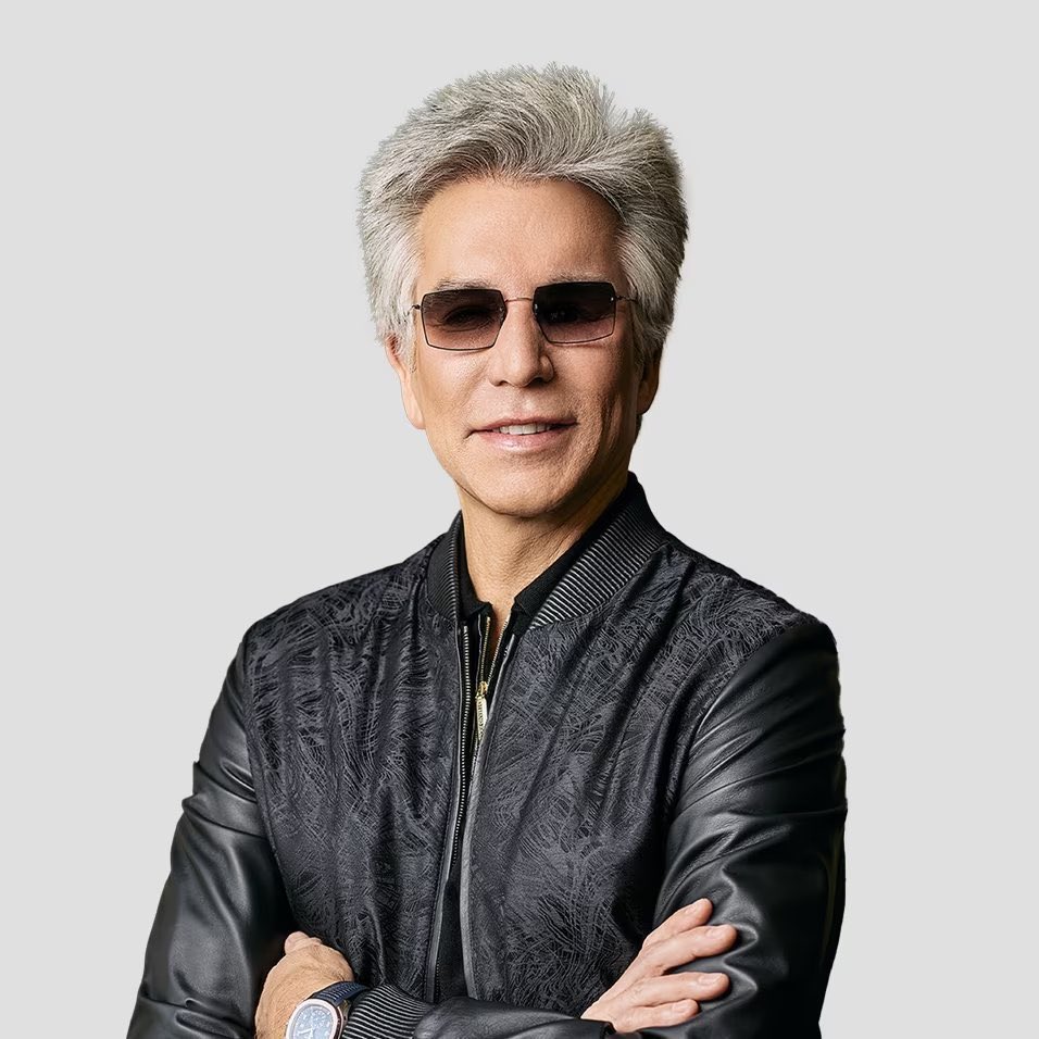 netcapgirl's tweet image. servicenow is a $150B software company
the CEO the UI