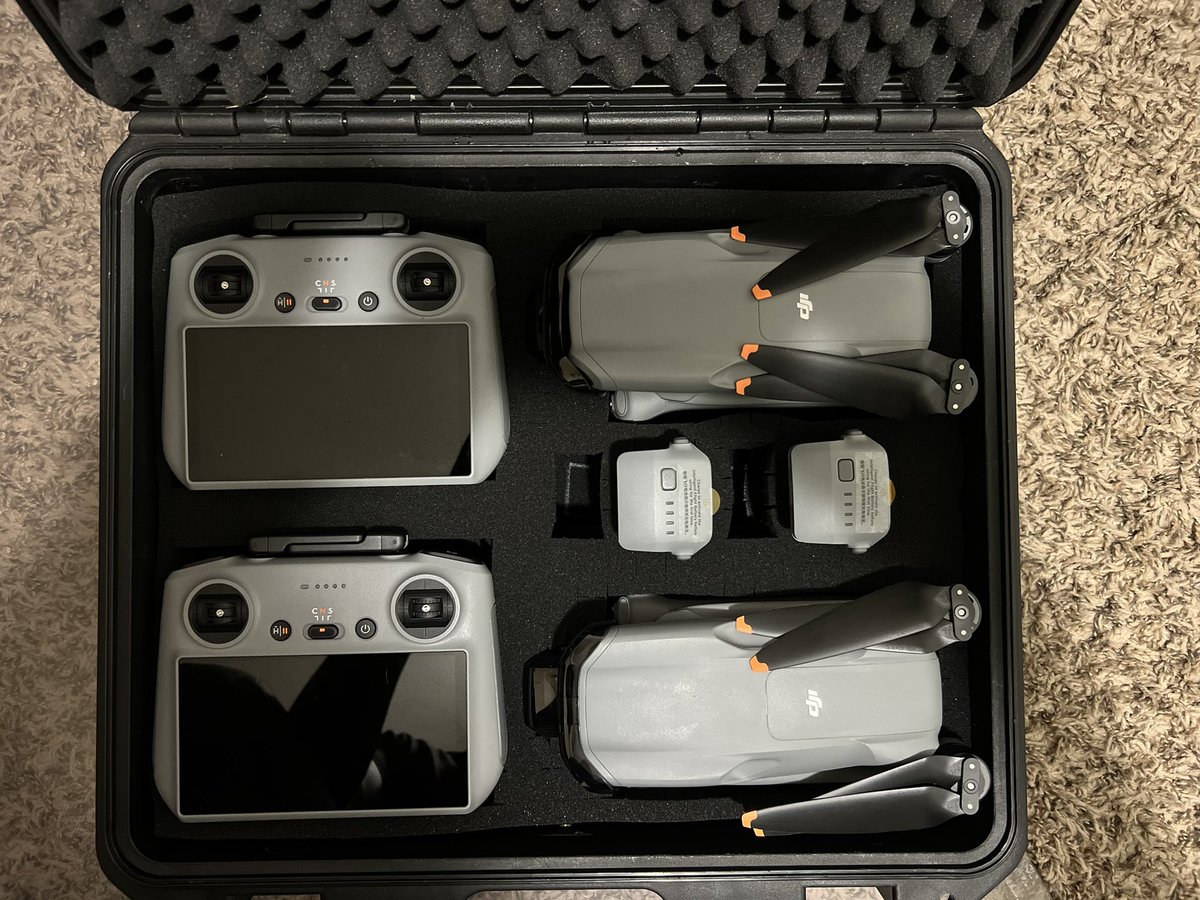 ᴄᴏᴀᴄʜ ɴʏʟᴇꜱ 🎒🎧🏈🏀 tweet media