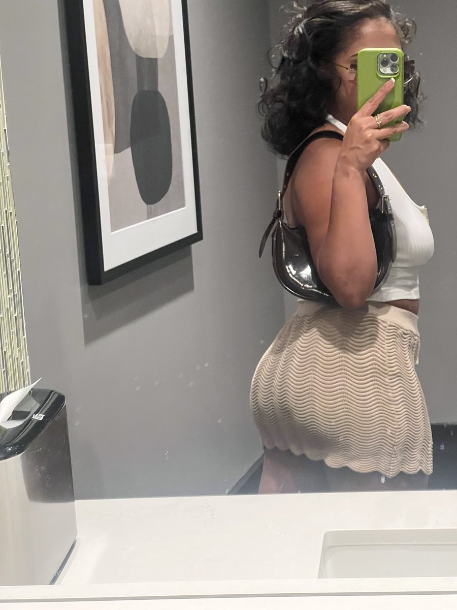 whosLEX__'s tweet photo. Big Mama 💋 https://t.co/lVL9PsOBlJ