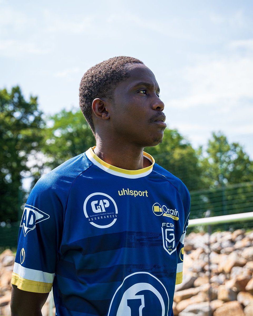 [𝐒𝐚𝐢𝐬𝐨𝐧 𝟐𝟎𝟐𝟒/𝟐𝟎𝟐𝟓] 𝐉𝐨𝐚𝐨 𝐌𝐚𝐥𝐮𝐧𝐠𝐨 𝐬’𝐞𝐧𝐠𝐚𝐠𝐞 𝐚𝐯𝐞𝐜 𝐥𝐞 𝐅𝐂 𝐆𝐮𝐢𝐩𝐫𝐲-𝐌𝐞𝐬𝐬𝐚𝐜 !✍🏻

Âge : 22 ans 
Poste : Ailier
Ancien club : FC Rochefort

Bienvenue à Joao ! 👋🏼

#𝐁𝐥𝐮𝐞𝐀𝐫𝐦𝐲 #𝐌𝐞𝐫𝐜𝐚𝐭𝐨