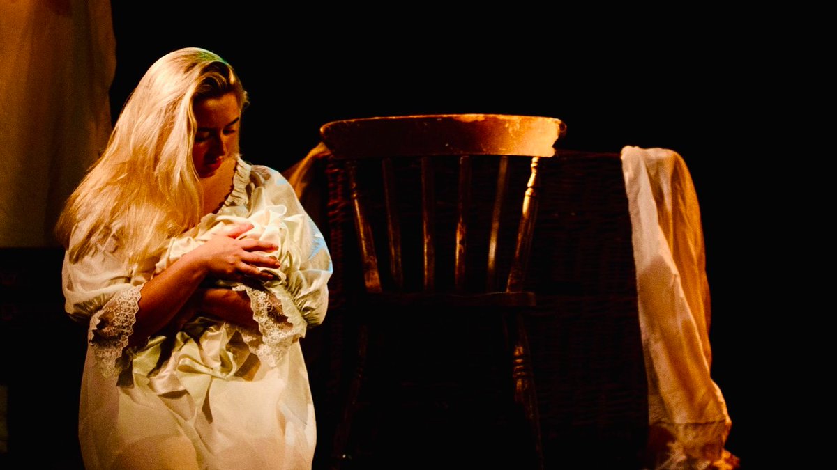 theatreandtonic's tweet photo. The Daughters of Róisín: https://t.co/xqMZ9KDcOg
This Is Not Romeo & Juliet: https://t.co/iyCSTDCGMp
TRANSHUMANIST: https://t.co/RoD0pnDZi6
Mary, Queen of Rock!: https://t.co/Wm8YXbYEMk
#EdFringe #UnleashYourFringe https://t.co/3UHuzdYt4a