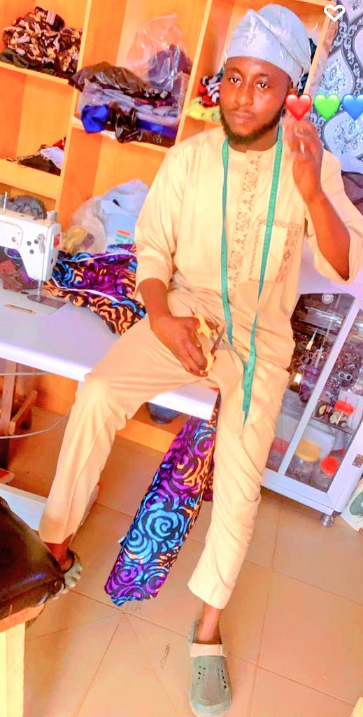 lugolee17's tweet image. ✂️ @JMAfriQ