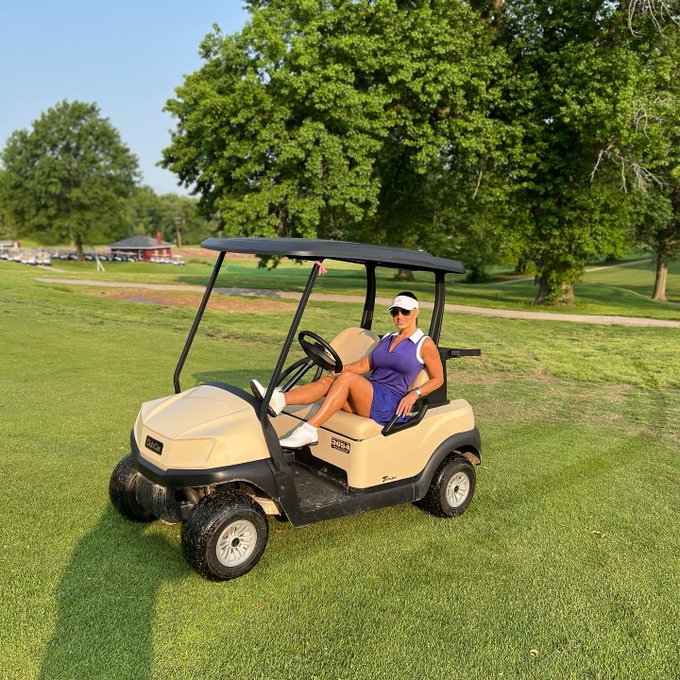 Make sure to get out and touch some grass this summer, no matter where you are. It's refreshing, grounding<a href="/tag/nature"class="tags"><span>#nature</span></a><a href="/tag/summervibes"class="tags"><span>#summervibes</span></a><a href="/tag/touchgrass"class="tags"><span>#touchgrass</span></a>