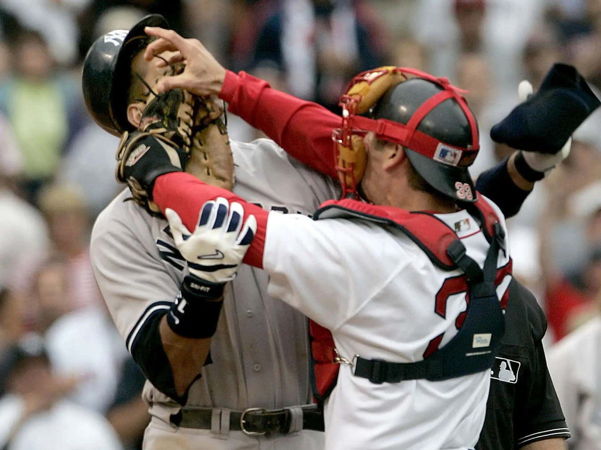 barstoolsports's tweet photo. It Was 20 Years Ago Today ... Everything Changed Between the Red Sox and Yankees https://t.co/TroDrXIDf0 https://t.co/qAFQxlWi3y