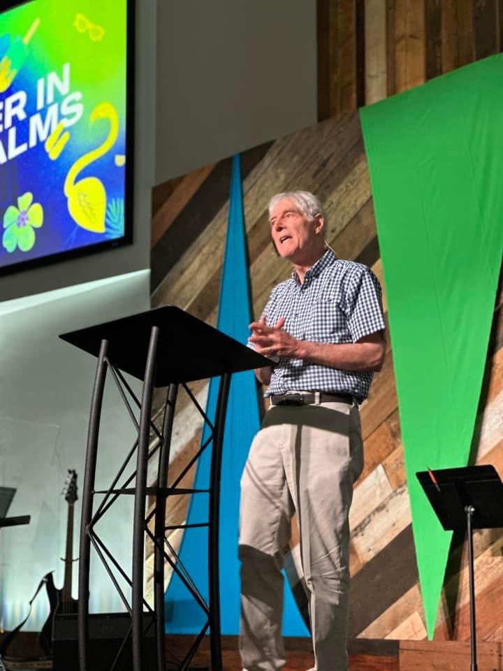 ModeratorPaul's tweet image. An honor to preach most Sundays at the Ephrata Church of the Brethren this summer.  Come join us at either 8:30 am or 10:45 am!