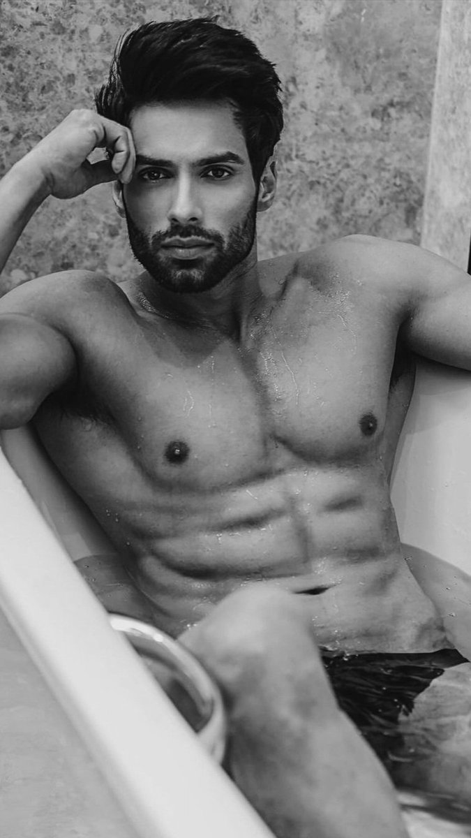 fit_novativex's tweet image. #muscle #alphamuscle #Alpha #AlphaMuscle #MuscleGod #flex   #TeenAlpha #teenmuscle #hunk 
#HotMen #SexyMen
#ManCrushMonday
#HotGuys
#HandsomeMen
#HunkAlert
#MaleBeauty #FitMen
#GorgeousGuys
#EyeCandy
#BeardGang
#MuscleMania
#Dudes
#ModelMaterial
#InstaHunk
#MensFashion
#MensStyle