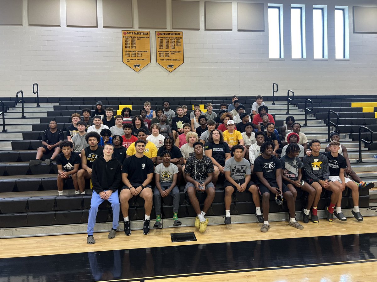 Lincolnton Wolves Football (@lincolntonfb) on Twitter photo Thank you former Wolves great <a href="/SageSurratt_14/">Sage Surratt</a> for coming to speak to our athletes today!
Great message about how to separate yourself and be the best version of yourself everyday! 🐺
#WolfWay Thank you former Wolves great <a href="/SageSurratt_14/">Sage Surratt</a> for coming to speak to our athletes today!
Great message about how to separate yourself and be the best version of yourself everyday! 🐺
#WolfWay