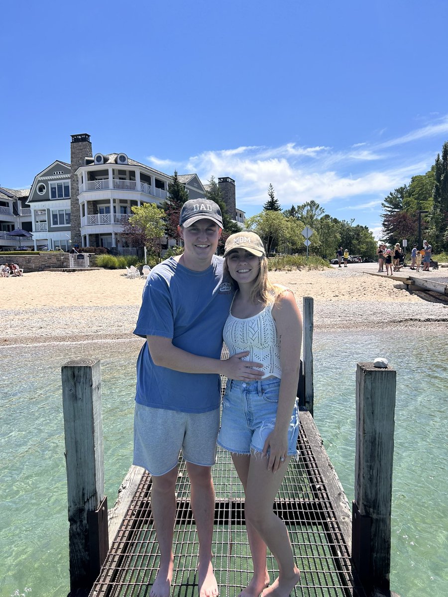 Kroenman tweet media