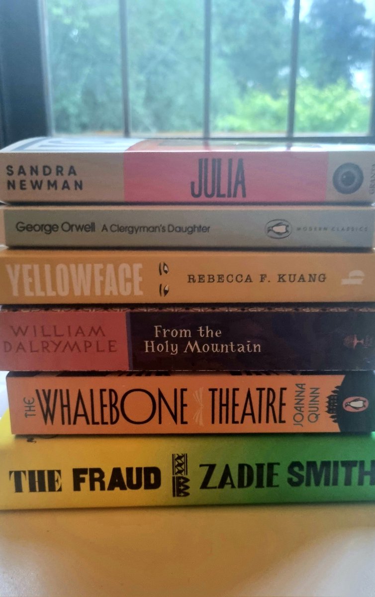 Summer!! Since I have a big bday coming up and I'm soon to enter the big bad world of senior leadership, I feel I need to read more grown up books (though I'll never abandon children's literature!). Can't wait to spend mornings in bed reading...which should I start with?