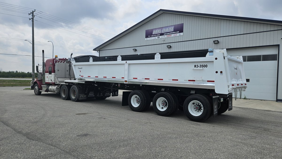 RichardWiebe204's tweet image. We would like to thank Scott Bros. Livestock on the purchase of this new Canuck Trailers R3 3500 triple axle all steel end dump. #quereltrailers #canucktrailers #enddump #haulmore #everyhaul #graveltrailer #transport