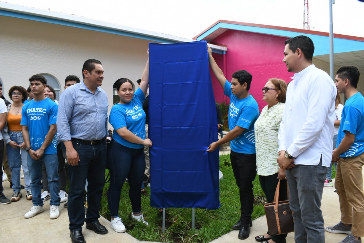 🎉🏫 Celebramos la inauguración de la Subsede Juan Carlos Herrera Cuaresma "La Foquita" del Centro Tecnológico de Idiomas en Managua, un espacio diseñado para el aprendizaje de idiomas, disponible para el pueblo nicaragüense con una educación gratuita y de calidad.✨💯