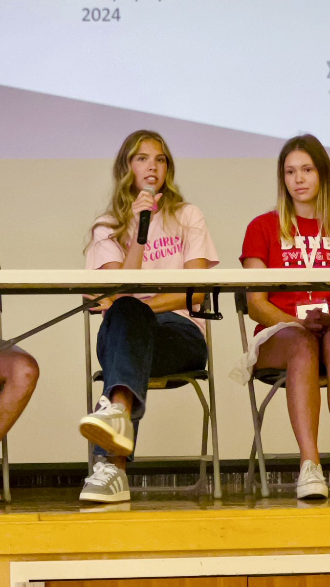 jenine_hanson10's tweet photo. @benzulauf2 @LeslieLaud @D99Cicero @Amplify @weedentracy @burnsmk1 @AngieHanlin @ReadingLeagueIL Many thanks to all the speakers and attendees for listening wholeheartedly to our teen panelists share their experiences with #dyslexia.
#SoLin99
My daughter representing @Naperville203 @jawillard @NNHSHomeSchool
@NorthGirlsXC https://t.co/HuMFLpZHwT
