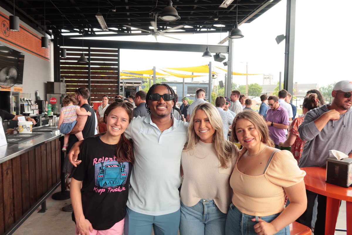 Axle Logistics tweet media