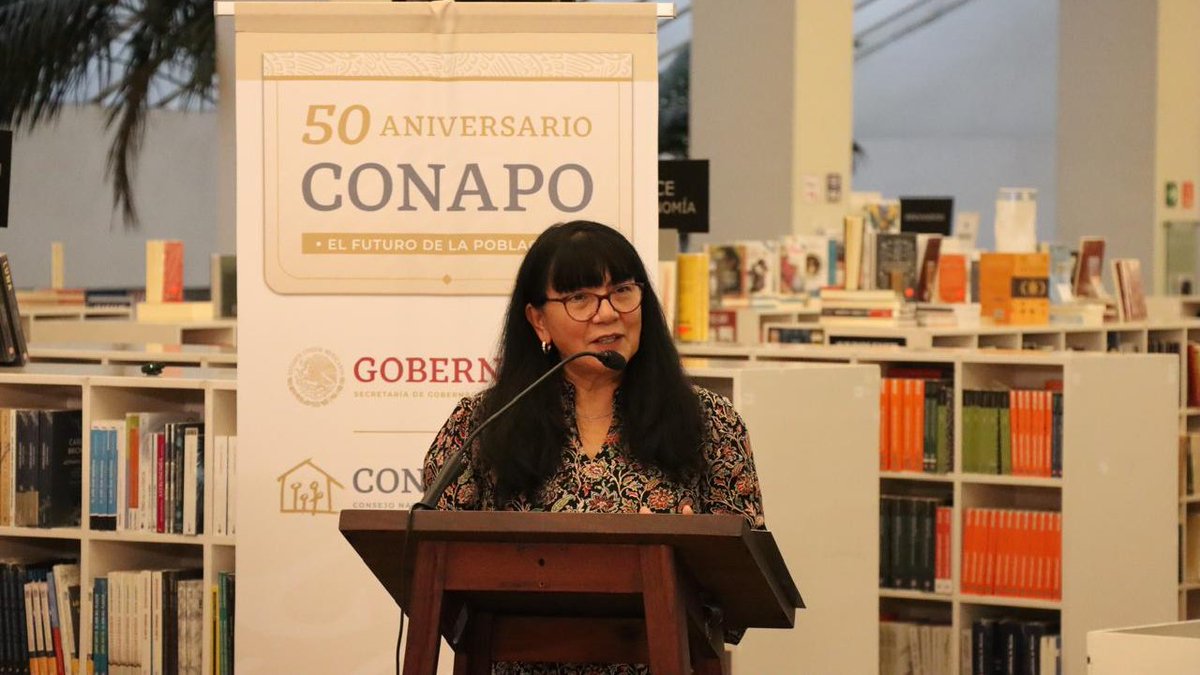 La directora de <a href="/CDDMexico/">Católicas México</a>, Aidé García, mencionó que la publicación da cuenta de 50 años de significativo trabajo del #Conapo. Destacó la contribución del Consejo para garantizar los derechos humanos de la población, incluidos los derechos sexuales y reproductivos.