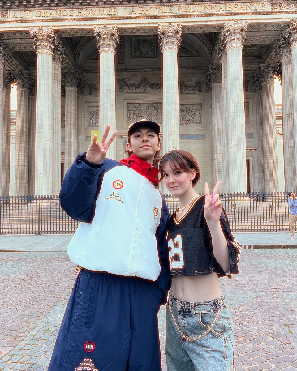 KiSungie's tweet photo. Just because I’m still amazed 🥹🌸
@psyfe_member #pcfinparis #psychicfever #justlikethat #pcfxrisin #risin #kokoro #weesa https://t.co/NAWVs1rpIv