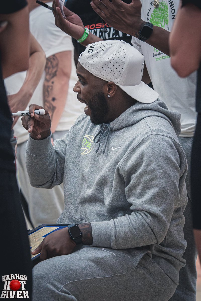 CoachTaylor_J's tweet photo. THANK YOU LORD— I’m HIM because of you.. 

“Come unto me, all ye that labour and are heavy laden, and I will give you rest.” — Matthew 11:28

Keep Going ‼️ https://t.co/dnceJRRJr8