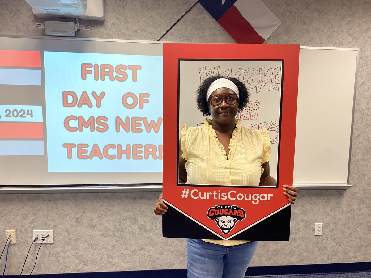 curtiscougars's tweet photo. Great day with our new teachers! Welcome to Curtis MS! @curtiscougars https://t.co/CsrmE4RXMq