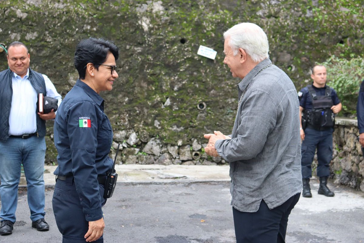 Mons. Ramón Castro tweet media