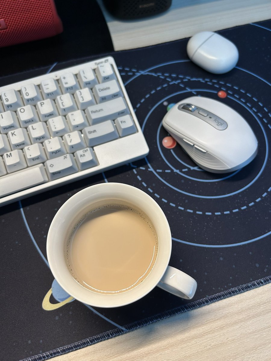 UlricaAustin's tweet photo. 美好的一天从一杯自制拿铁开始☕️ https://t.co/frEEjkxrr7