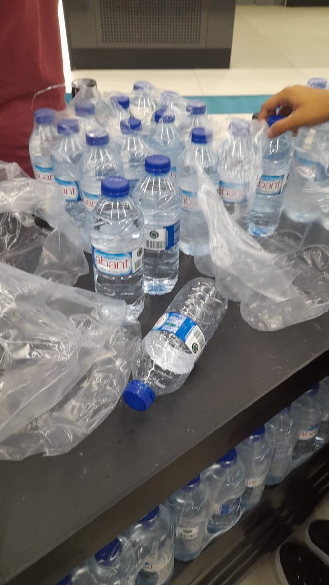 kgovind007's tweet photo. Pathetic situation at Istanbul Airport for the passengers travelling from Istanbul to Delhi. The turkish Indigo 6E-12 flight is delayed by over 6 hrs now and the operators are ignorant. The food provided to passengers at the airport is  stale. https://t.co/3GxwhDuO0s