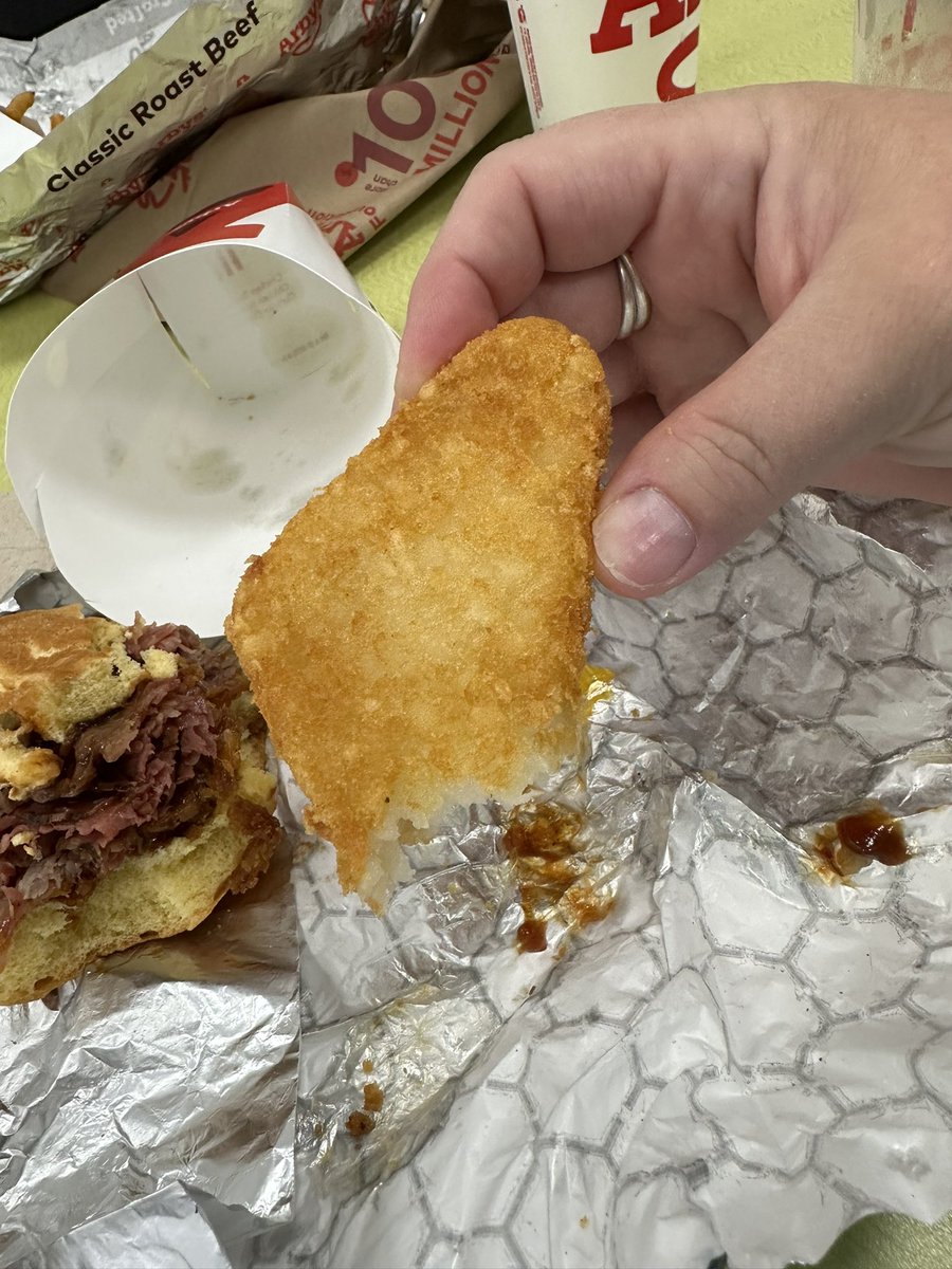 So happy these are back Arby’s!!   <a href="/ArbysCares/">Arby's Guest Support</a> <a href="/Arbys/">Arby's</a>