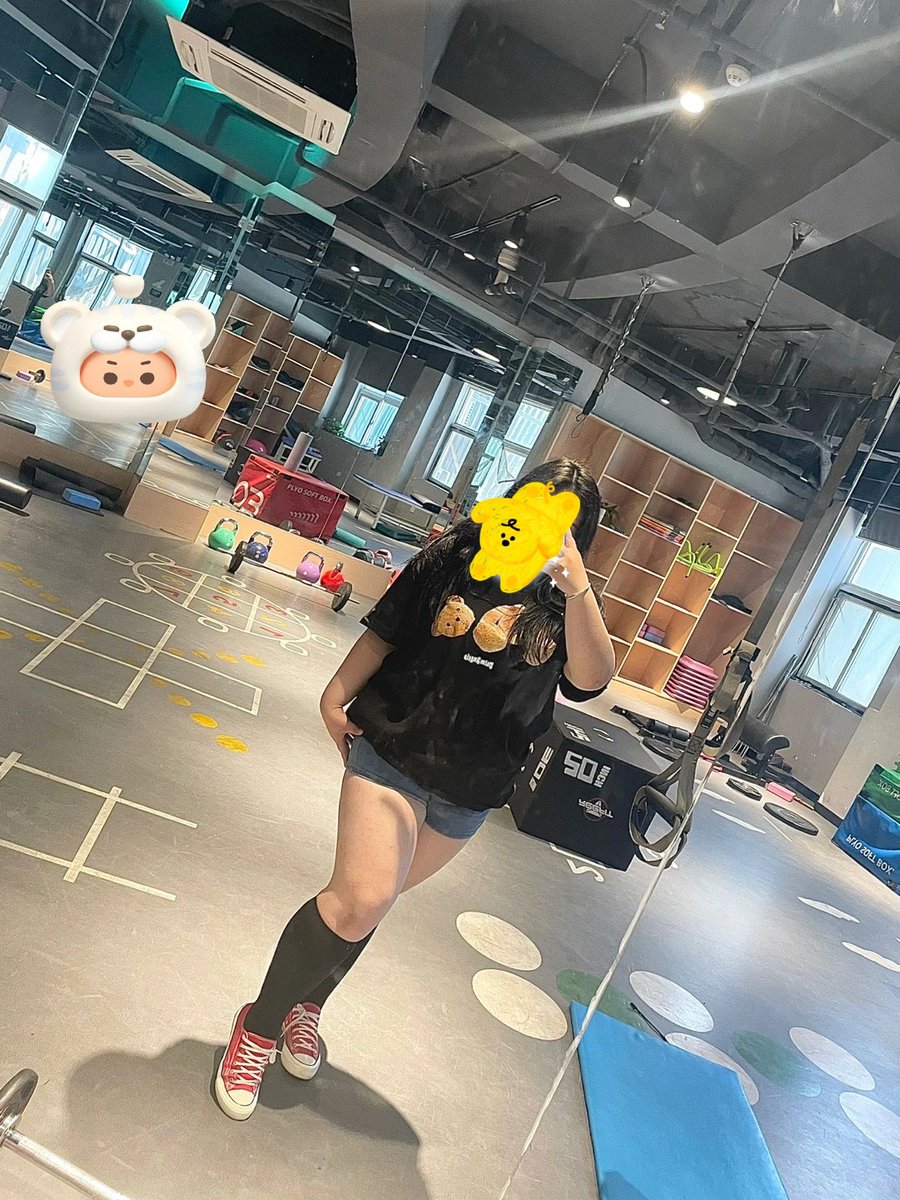 meirenchen's tweet photo. 女生发这个朋友圈��朋友会吃醋吗
#羞辱 #眼镜婊 #女大学生 #骚货 #反差 #肉便器 #女神 #出卖 #颜射 #母狗 #聊骚 #打分 #女高 #女大 #女神婊 #评价 #反差婊 #白富美 #欠操 #社死  #骚逼 #女大学生 #自毁 #社死 https://t.co/0Z84yyvODo