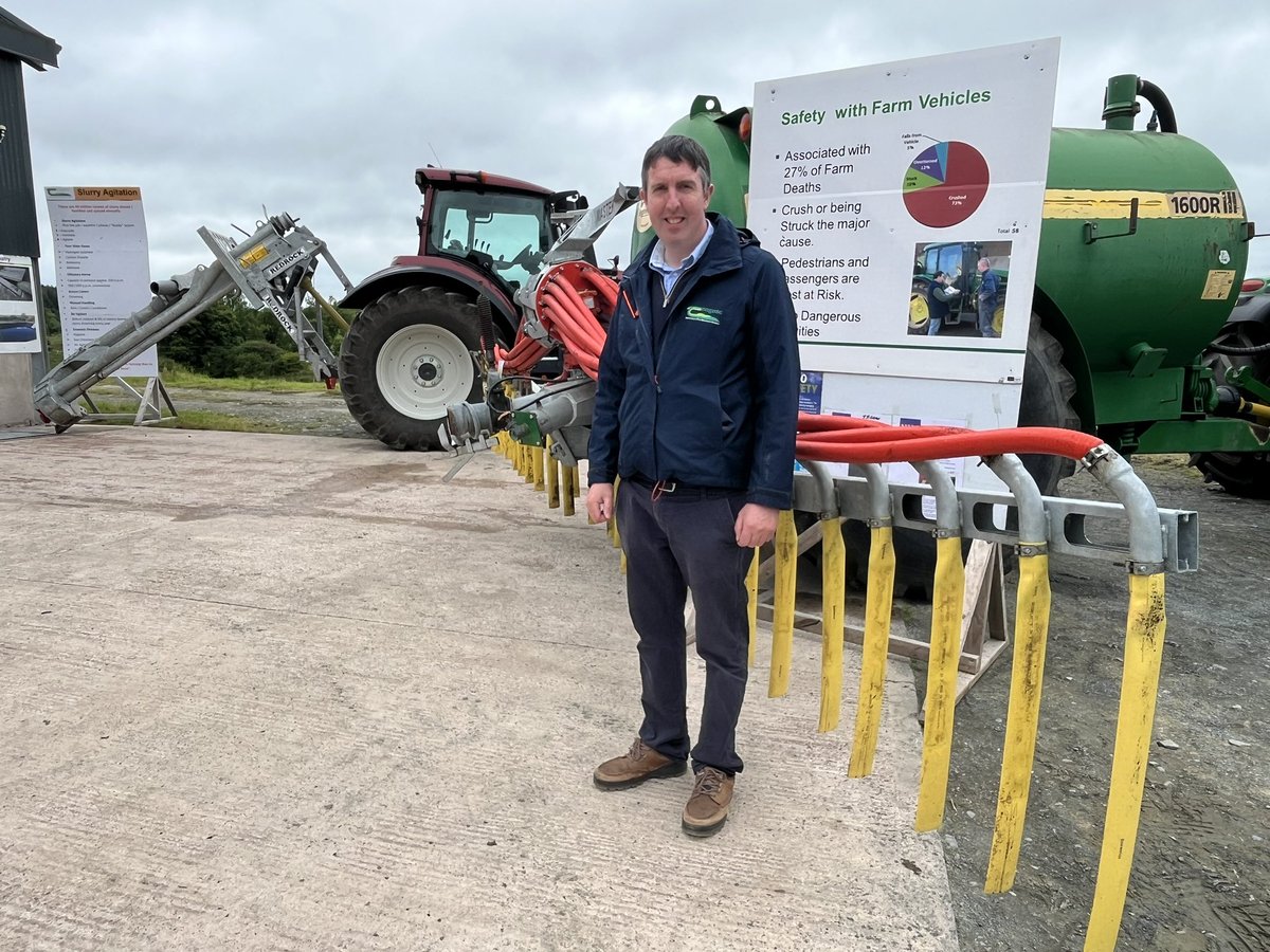 At today’s Ballyhaise ‘24 Dairy Open Day, Francis Bligh, Teagasc Health and Safety Specialist was onsite to highlight the importance of safety with slurry, as part of #FarmSafetyWeek.
<a href="/yellowwelliesuk/">Farm Safety Foundation</a> <a href="/FrancisBligh/">Francis Bligh</a>