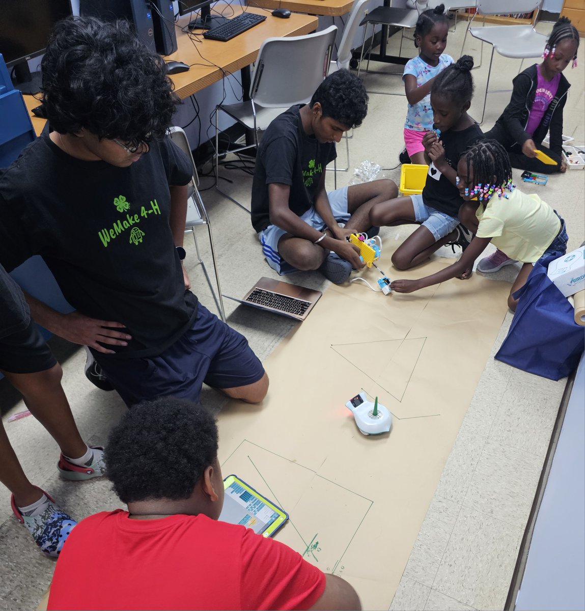 WeMake4h tweet media