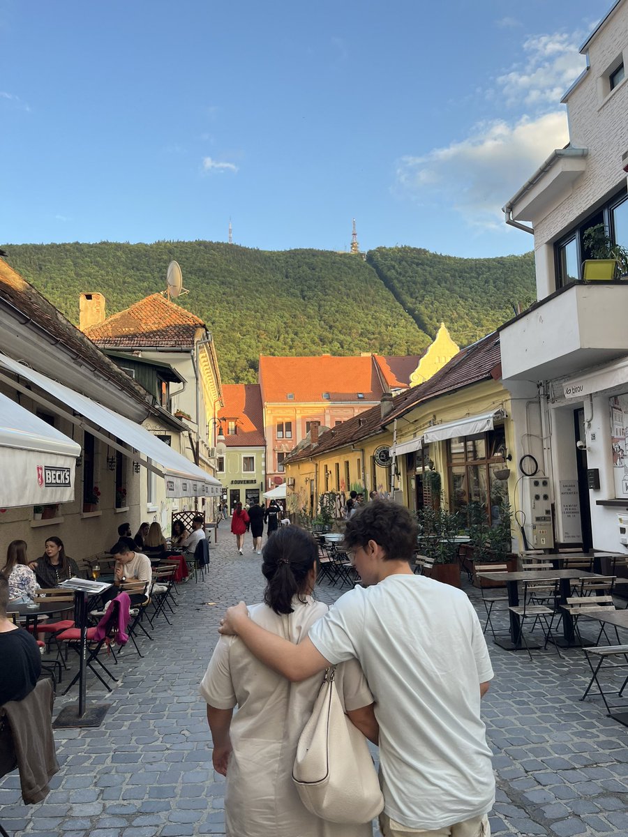 Emi04_'s tweet photo. Romania https://t.co/VeMt0yHqey