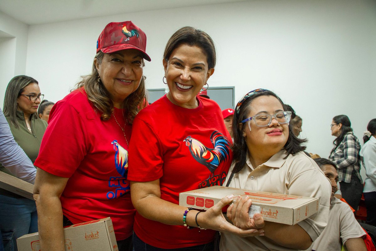 Yelitze Santaella tweet media