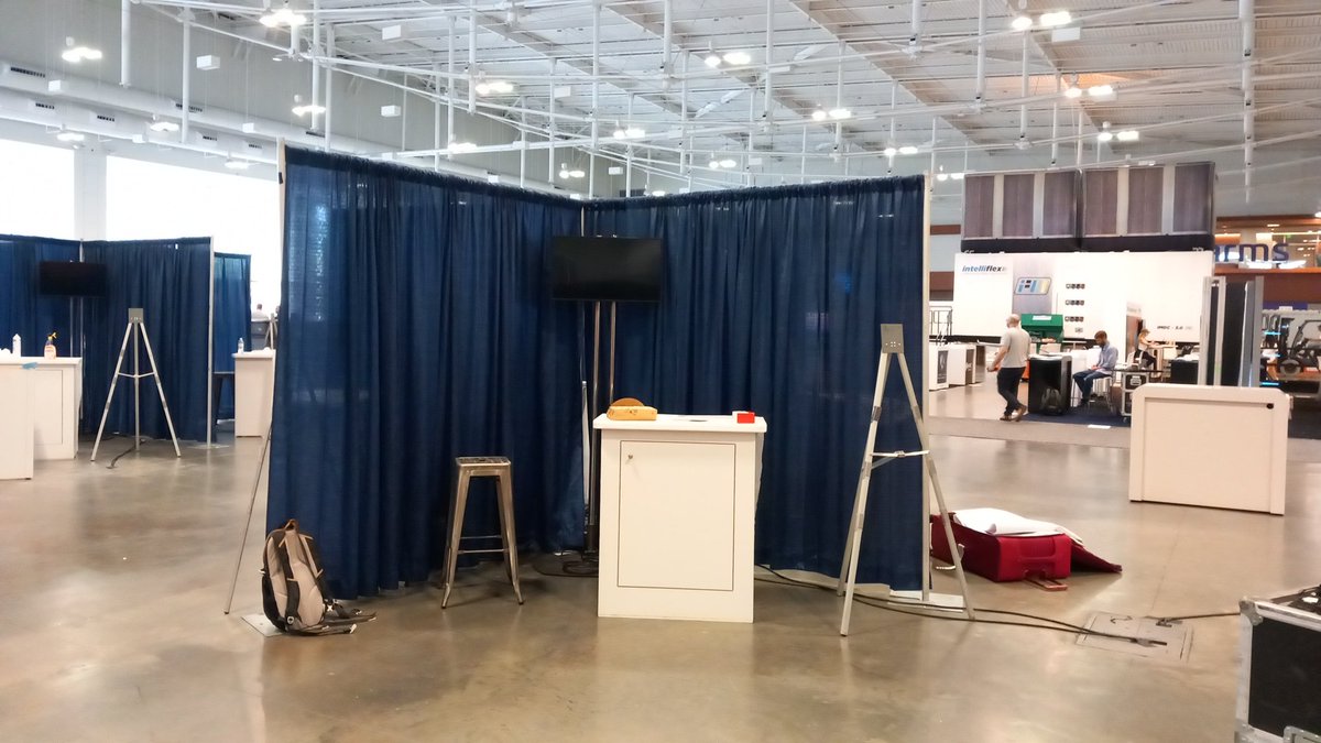 Setting everything up for tomorrow <a href="/TheBitcoinConf/">The Bitcoin Conference</a> 👀👀