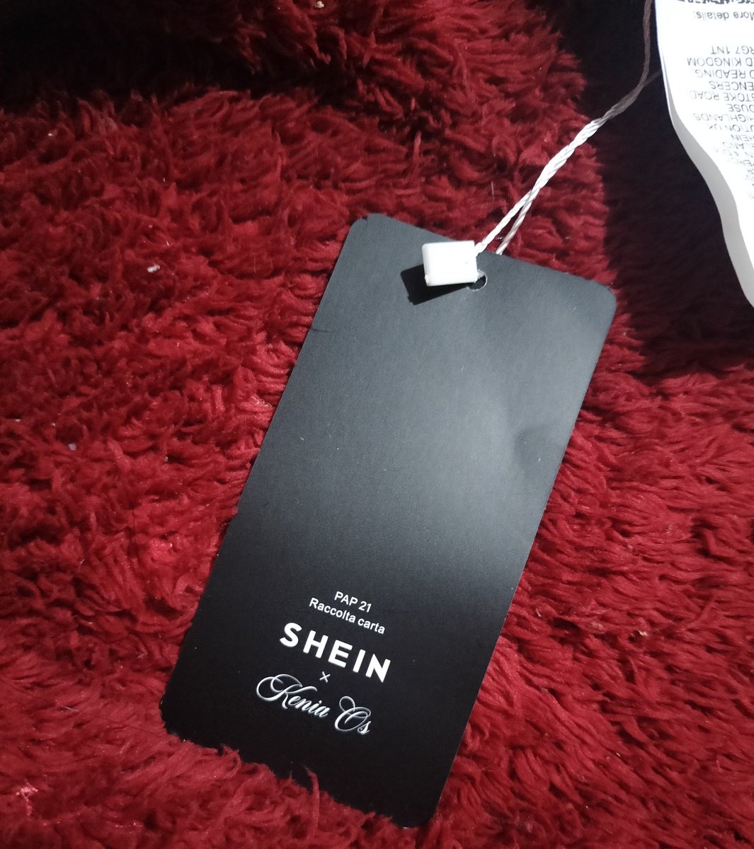 Keyken26's tweet image. Amoo 🩵
#KeniaosxShein